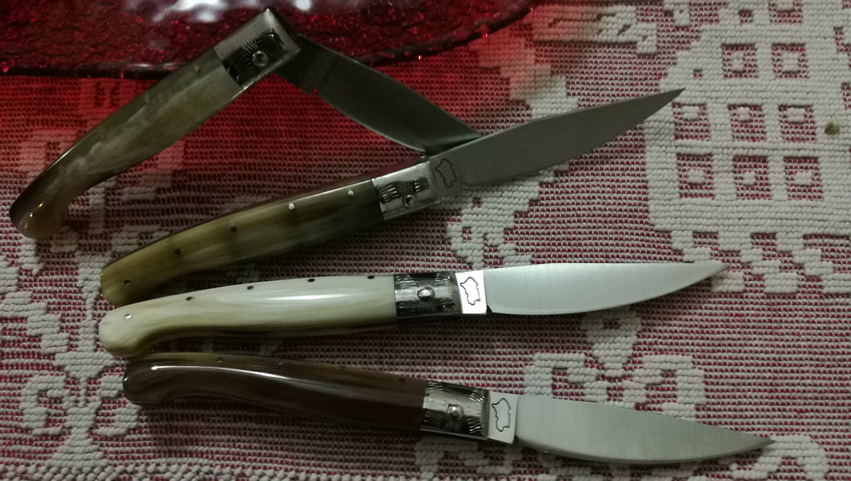 Sardinia Knives -PATTADESE STYLE WTH HANDLE IN BONE