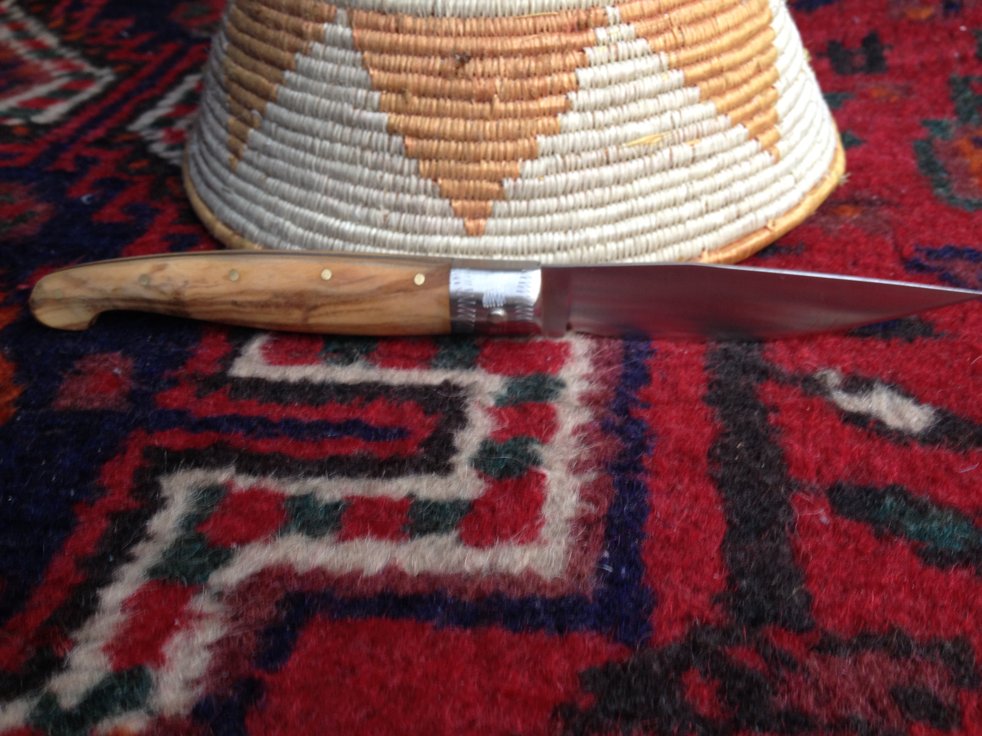 PATTADESE WITH HANDLE IN OLIVE WOOD |  40€